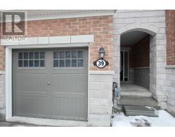 39 FUSILIER DRIVE, Toronto, Ontario