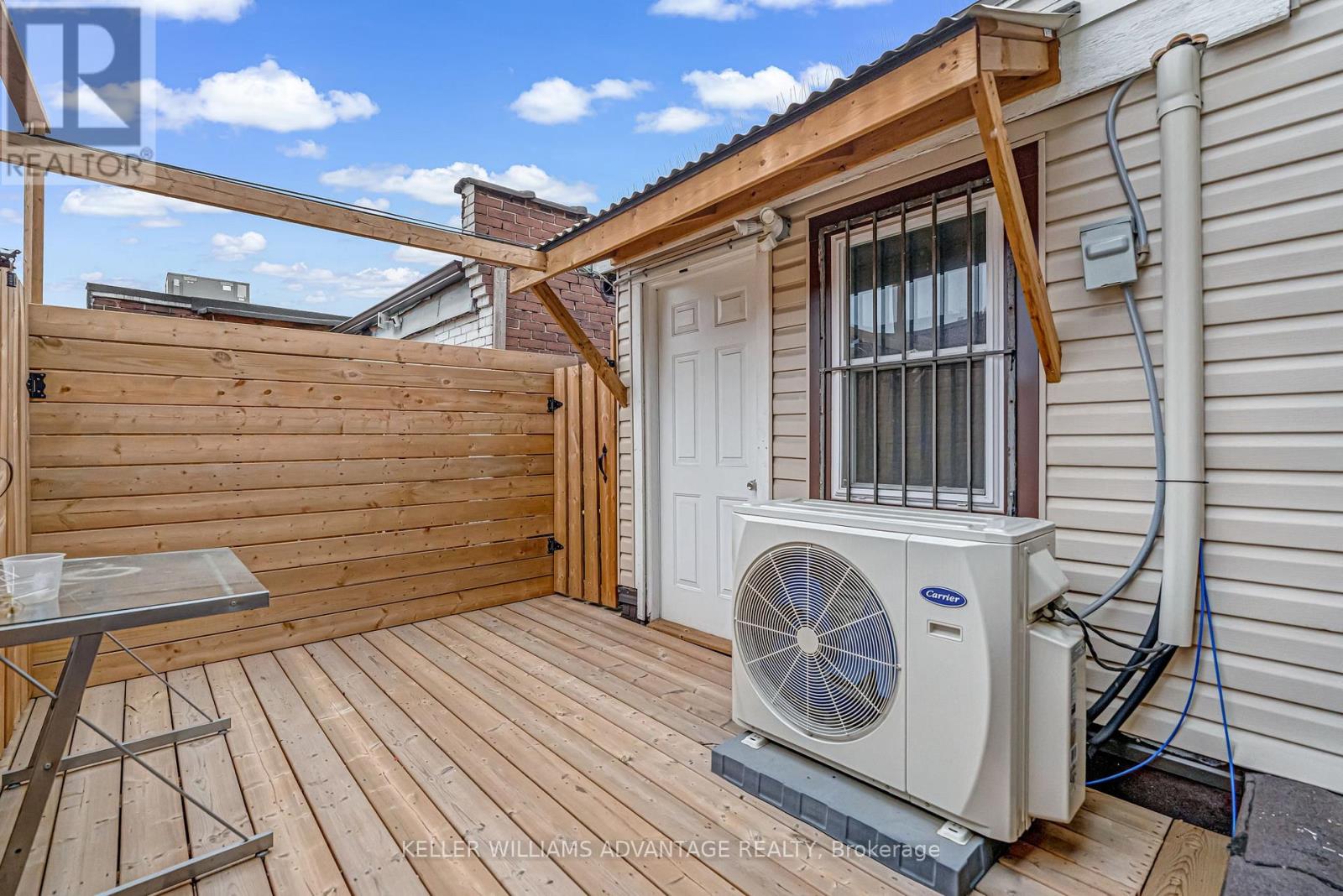 471 Danforth Avenue, Toronto, Ontario  M4K 1P1 - Photo 18 - E12680350