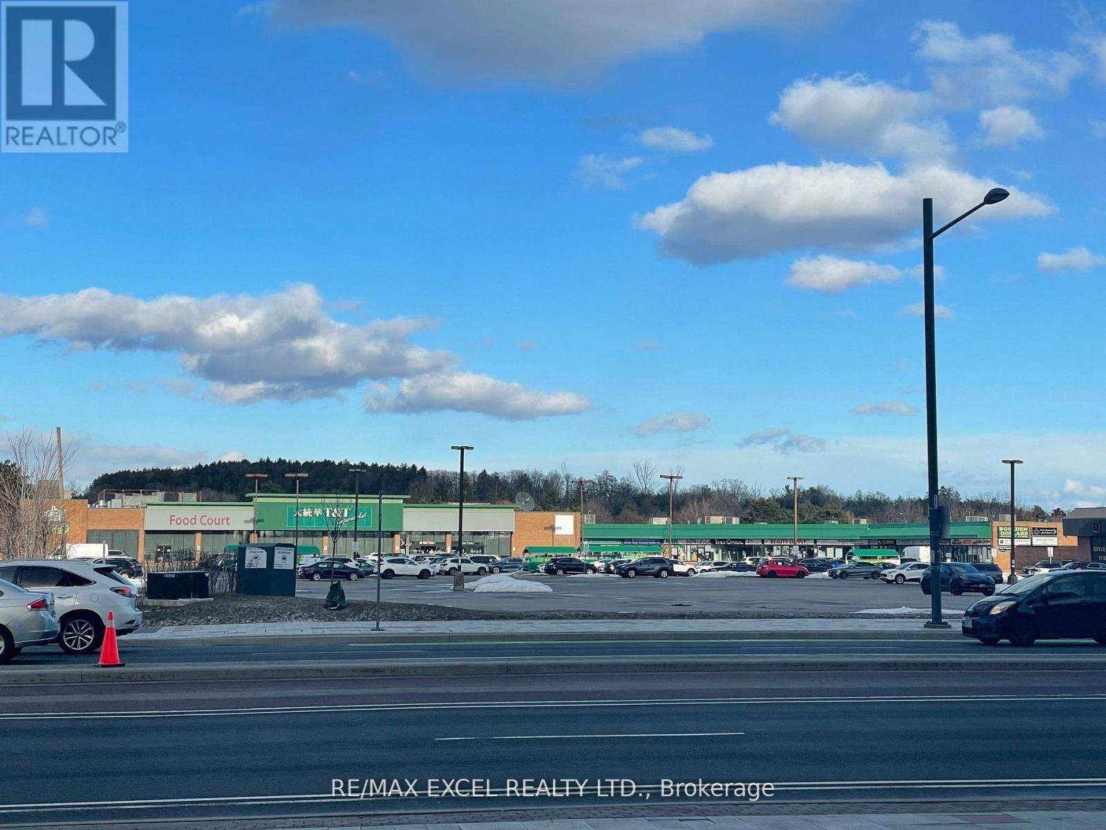 B1 - 9610 Yonge Street, Richmond Hill, Ontario  L4C 1V6 - Photo 10 - N12680178