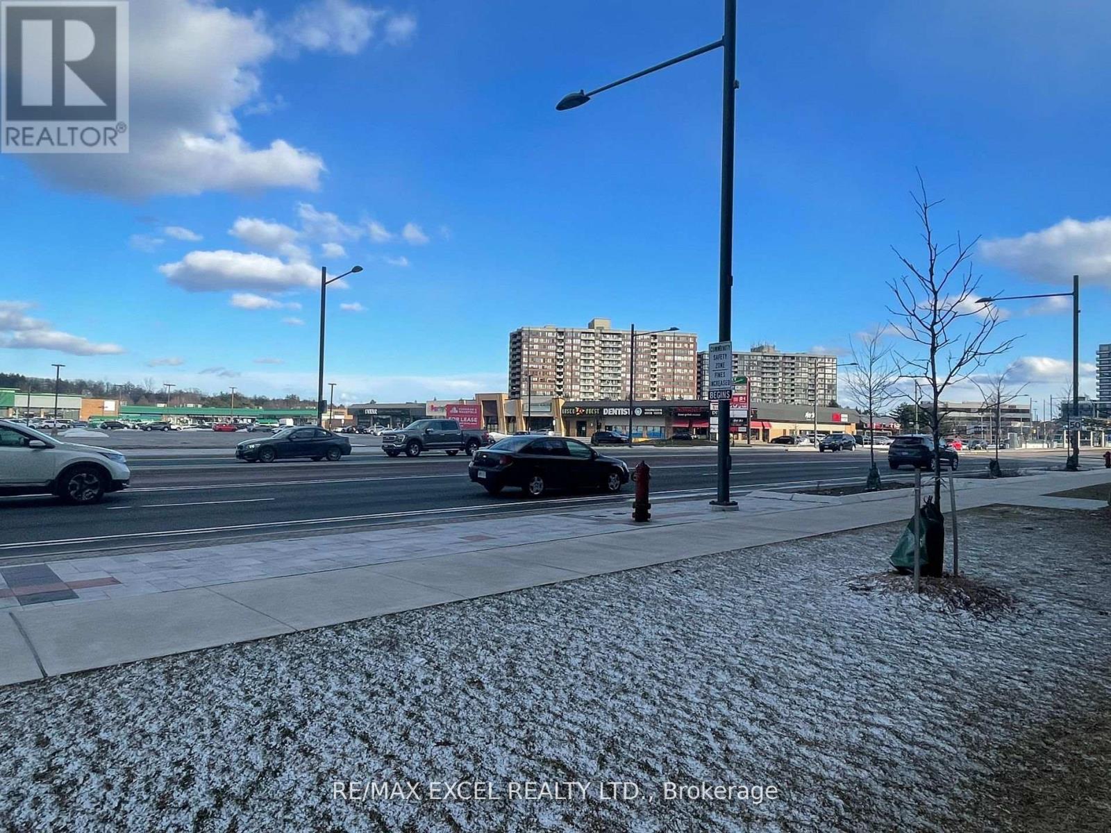 B1 - 9610 Yonge Street, Richmond Hill, Ontario  L4C 1V6 - Photo 3 - N12680178