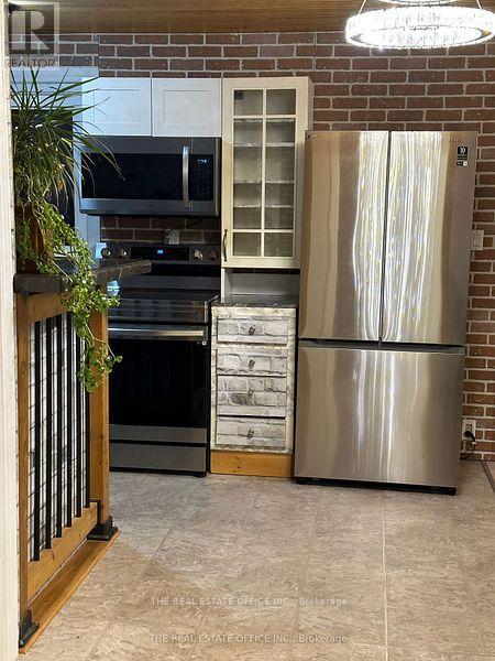 Main - 265 Pasadena Drive, Georgina, Ontario  L4P 2Z1 - Photo 10 - N12680224