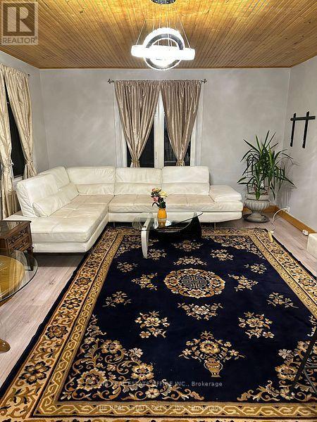 Main - 265 Pasadena Drive, Georgina, Ontario  L4P 2Z1 - Photo 4 - N12680224