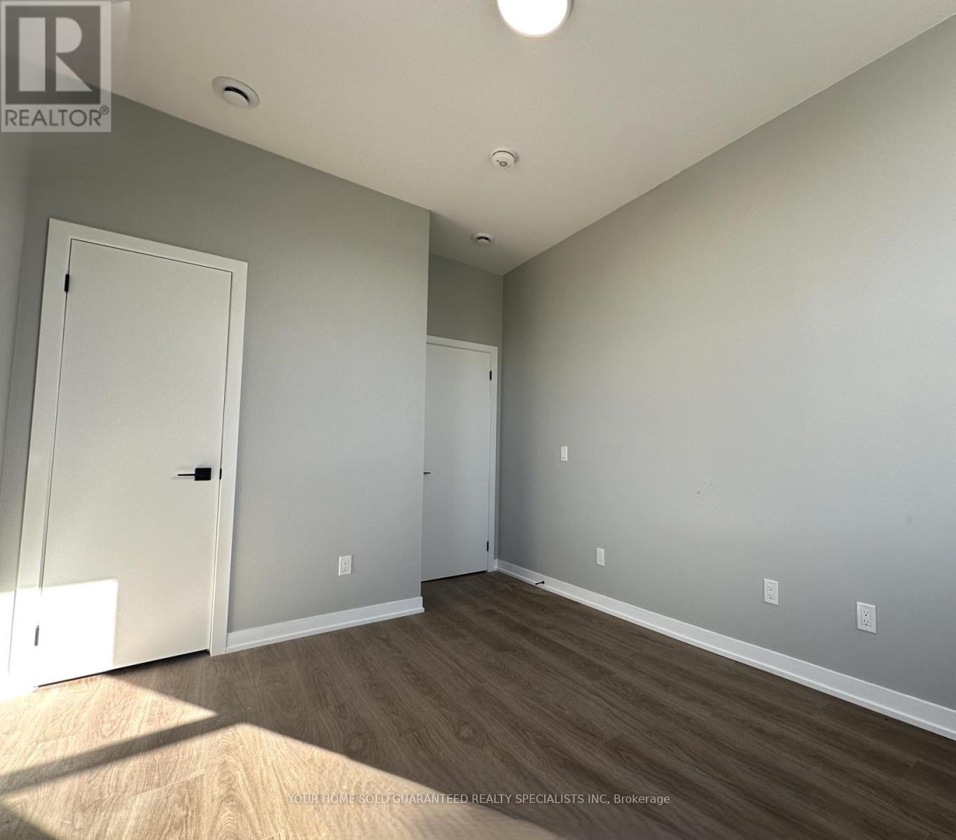 C - 9 Wellington Street E, Aurora, Ontario  L4G 1H4 - Photo 5 - N12680290