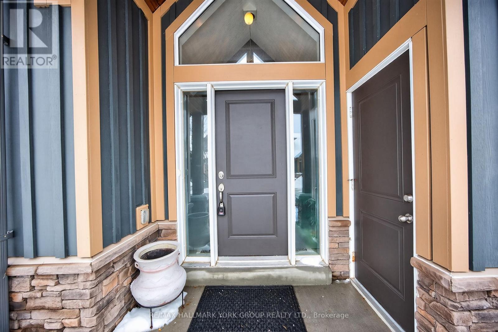 23 Robbie Way, Collingwood, Ontario  L9Y 5H9 - Photo 3 - S12680412