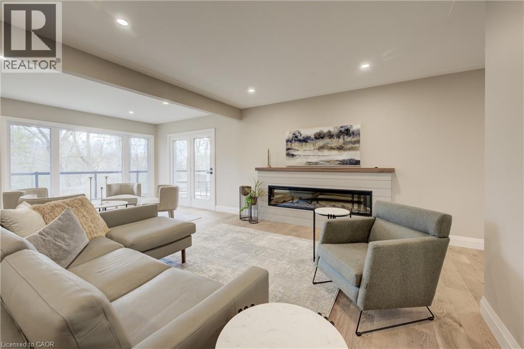 279 Ferndale Place, Waterloo, Ontario  N2J 3X8 - Photo 9 - 40797346