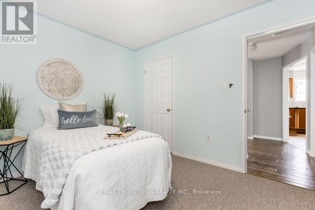 38 Brookfield Crescent, Barrie (Innis-Shore), Ontario L4N 9R6 - Photo 22 - S12676686