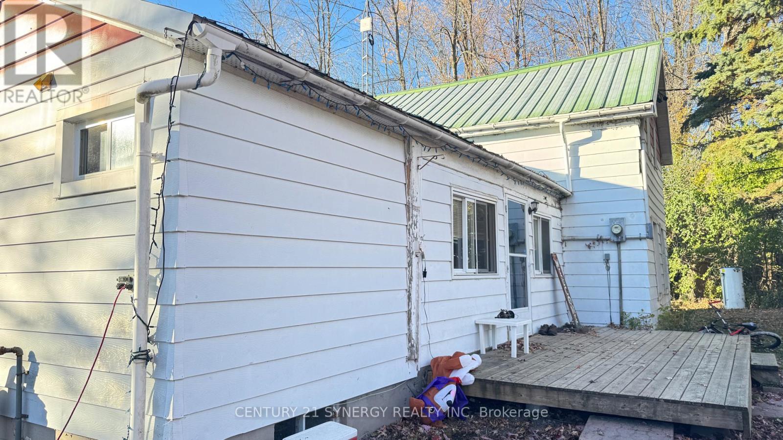 11467 Queen Street, North Dundas, Ontario K0E 1J0 - Photo 2 - X12485058