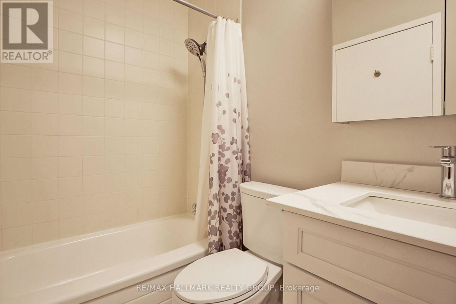 104 - 475 Laurier Avenue W, Ottawa, Ontario  K1R 7X1 - Photo 11 - X12649494