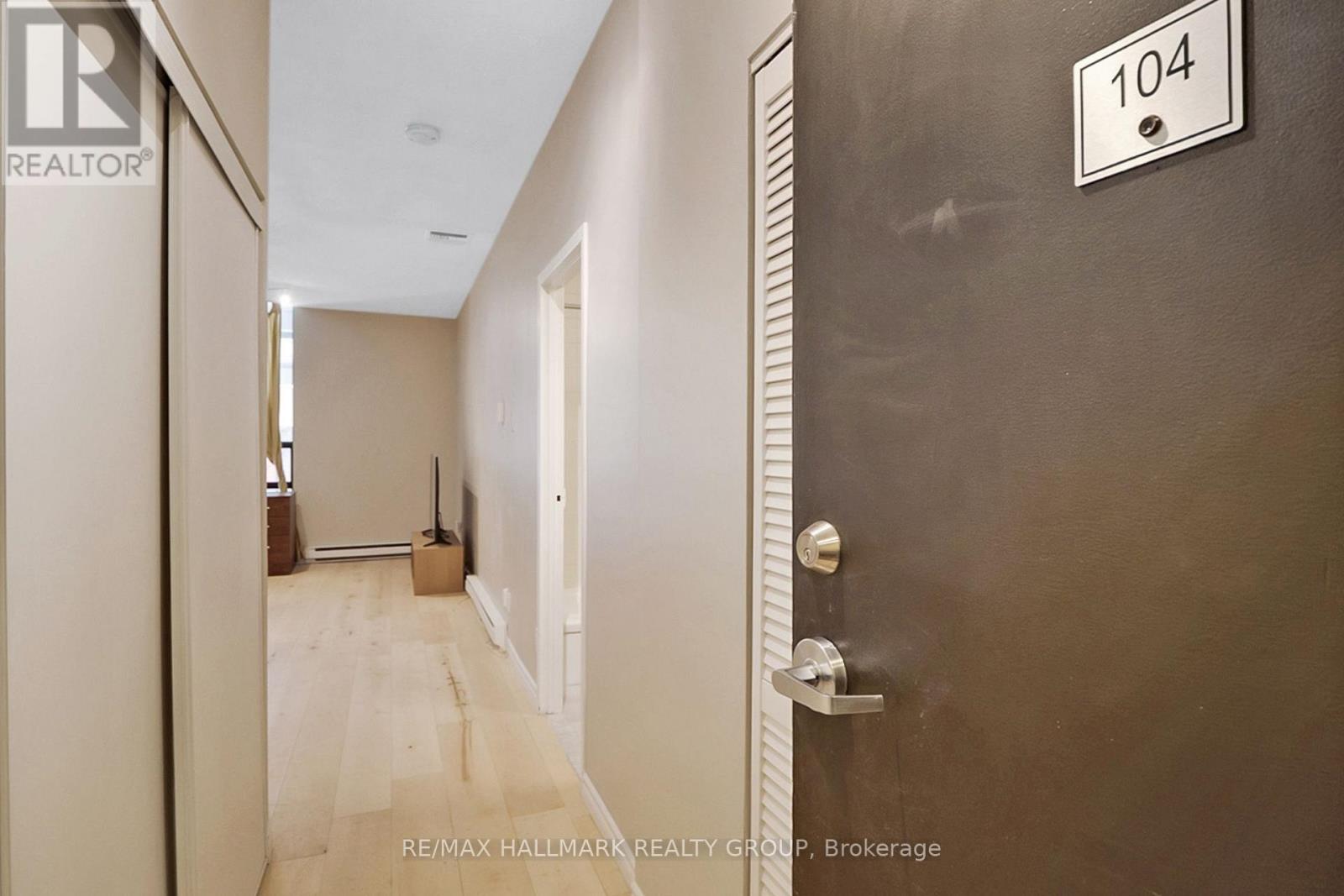 104 - 475 Laurier Avenue W, Ottawa, Ontario  K1R 7X1 - Photo 4 - X12649494