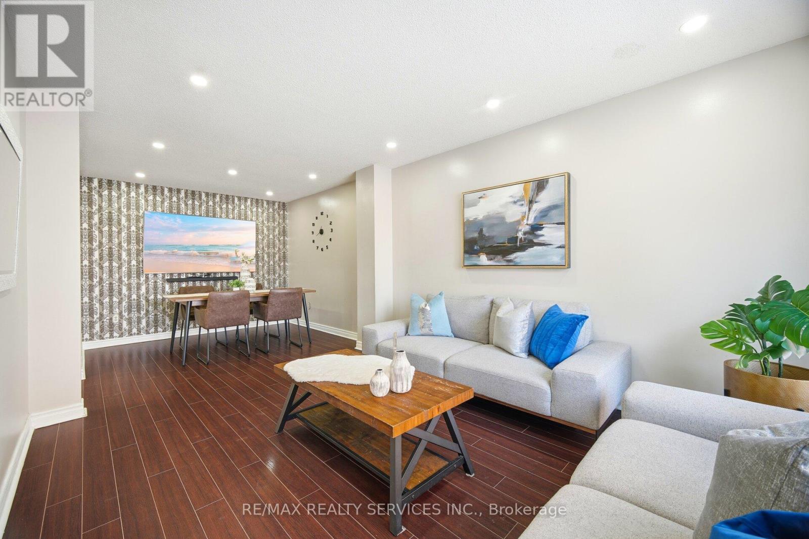 146 Royal Salisbury Way, Brampton, Ontario  L6V 3J8 - Photo 10 - W12680144