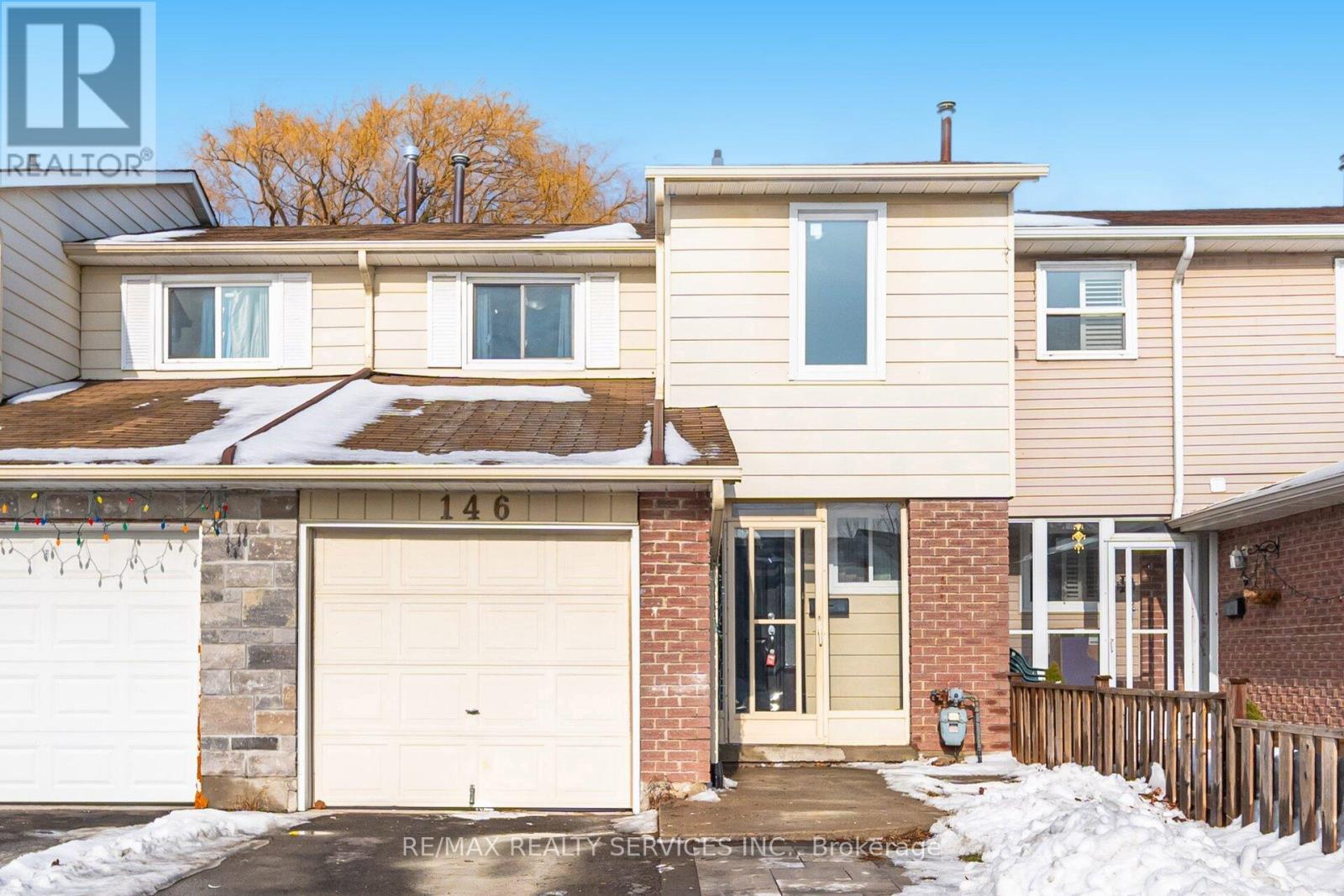 146 Royal Salisbury Way, Brampton, Ontario  L6V 3J8 - Photo 2 - W12680144