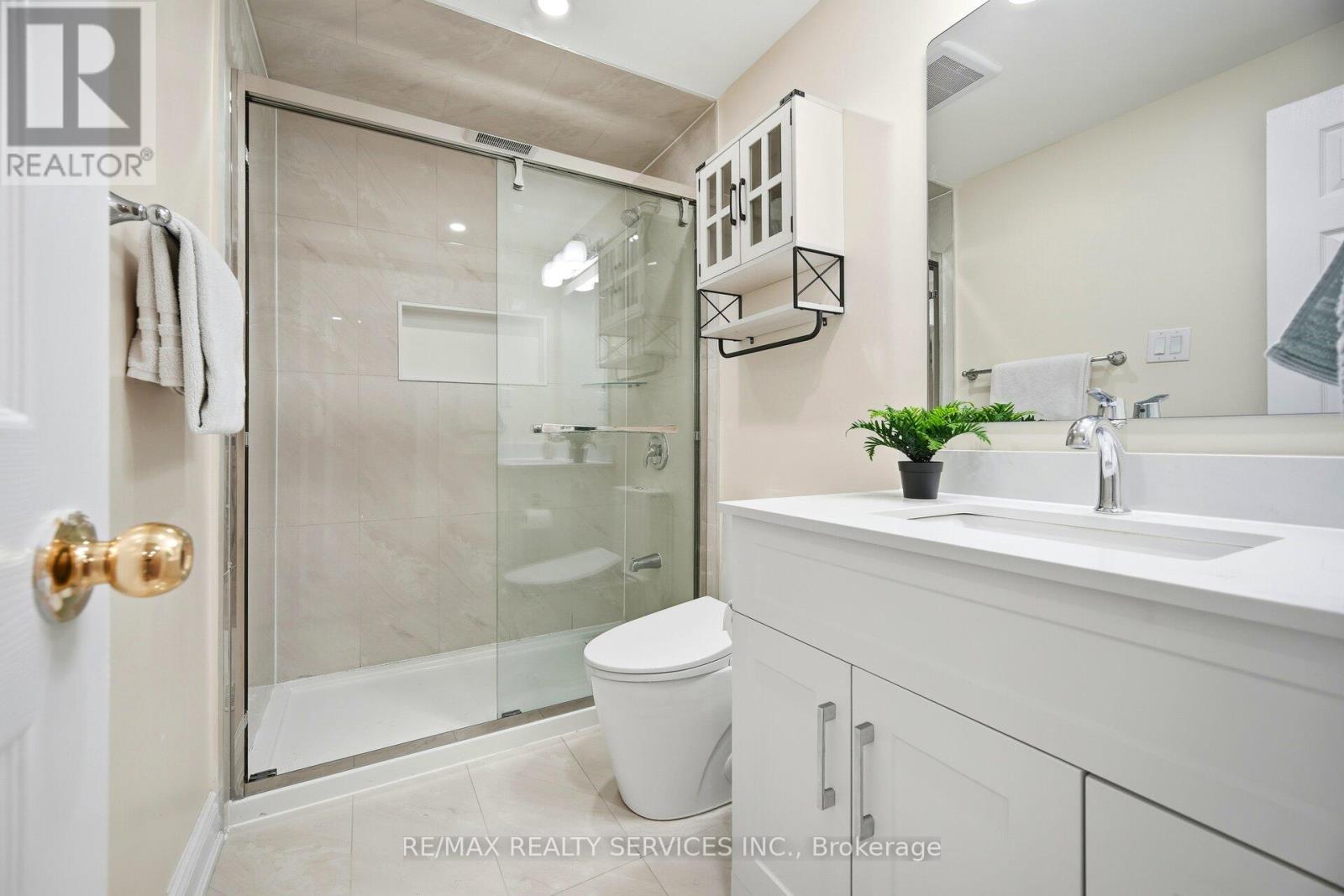 146 Royal Salisbury Way, Brampton, Ontario  L6V 3J8 - Photo 29 - W12680144