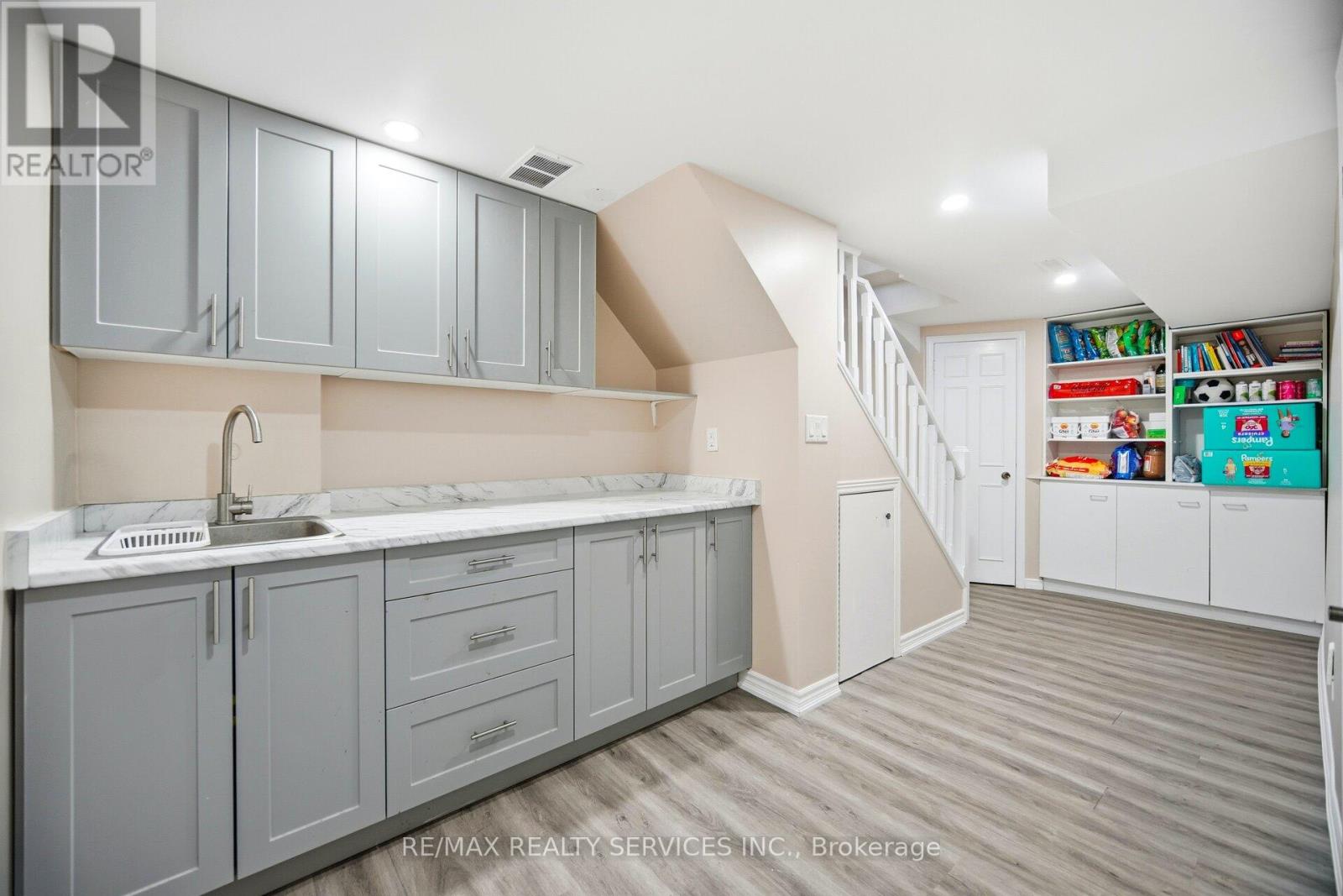 146 Royal Salisbury Way, Brampton, Ontario  L6V 3J8 - Photo 32 - W12680144