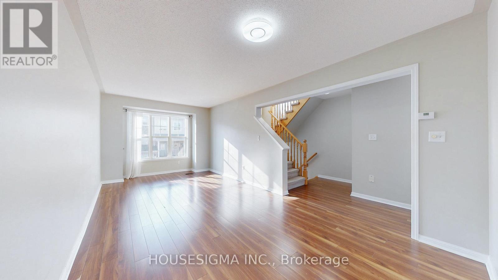 2972 Garnethill Way, Oakville, Ontario  L6M 5E9 - Photo 3 - W12680156