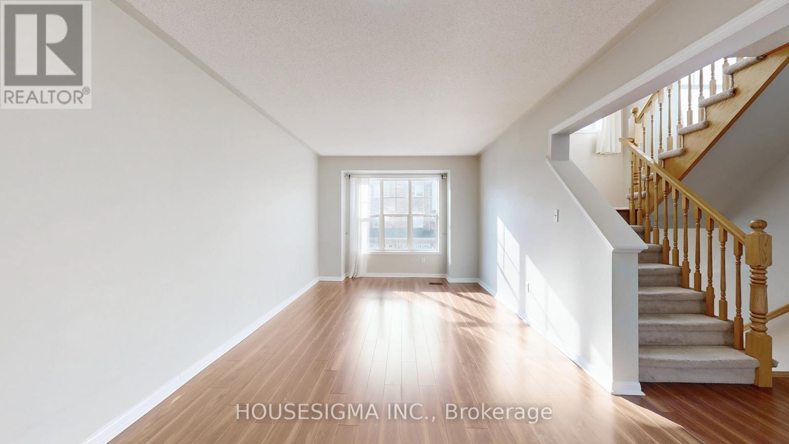 2972 Garnethill Way, Oakville, Ontario  L6M 5E9 - Photo 4 - W12680156