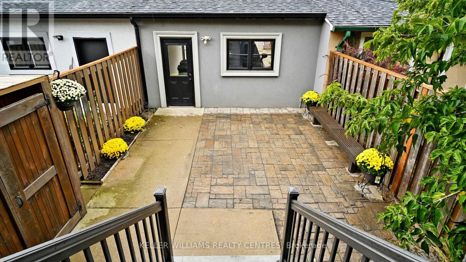 272 B Boon Avenue, Toronto, Ontario  M6E 3Z9 - Photo 22 - W12680206