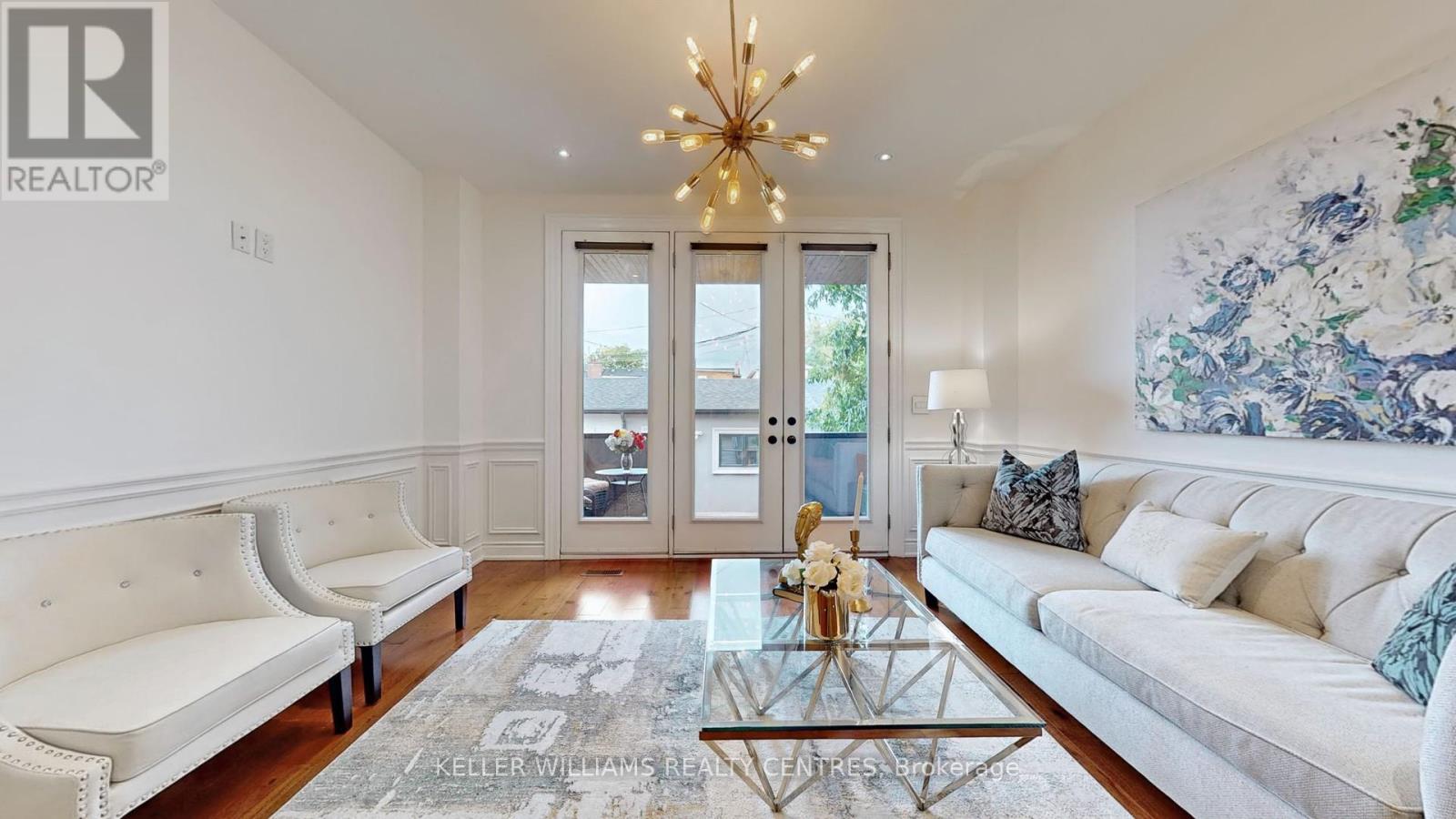 272 B Boon Avenue, Toronto, Ontario  M6E 3Z9 - Photo 5 - W12680206