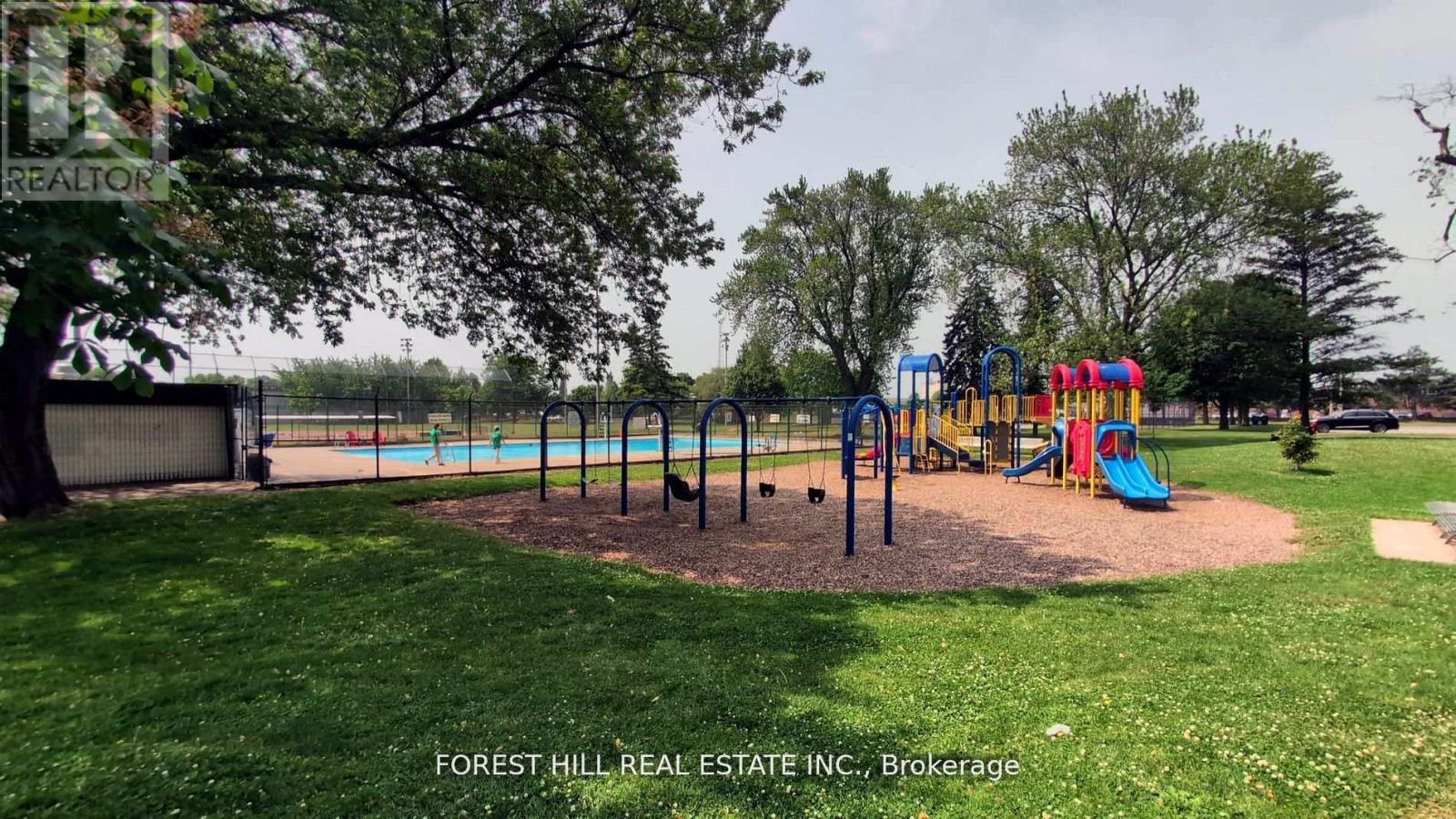 19 Simpson Avenue, Toronto, Ontario  M8Z 1C9 - Photo 32 - W12680244