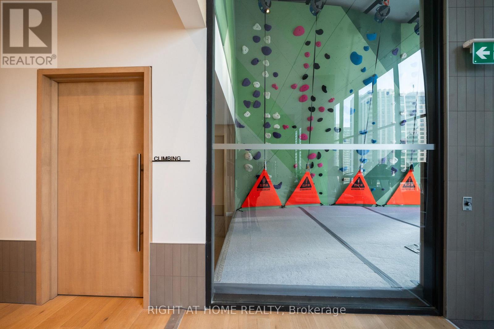 2502 - 395 Square One Drive, Mississauga, Ontario  L5B 0P6 - Photo 25 - W12680282