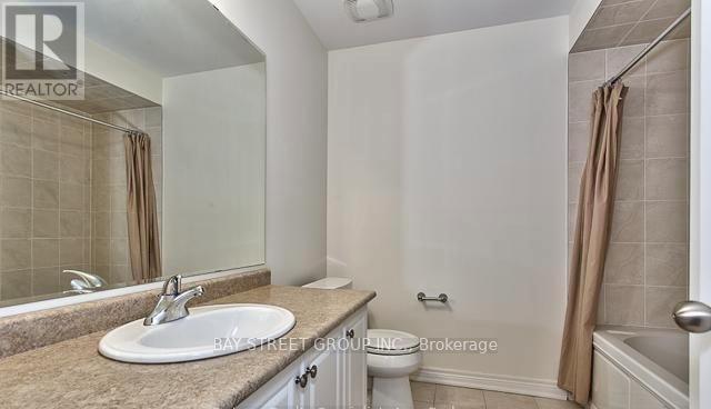 571 Sixteen Mile Drive, Oakville, Ontario  L6M 0P8 - Photo 19 - W12680352