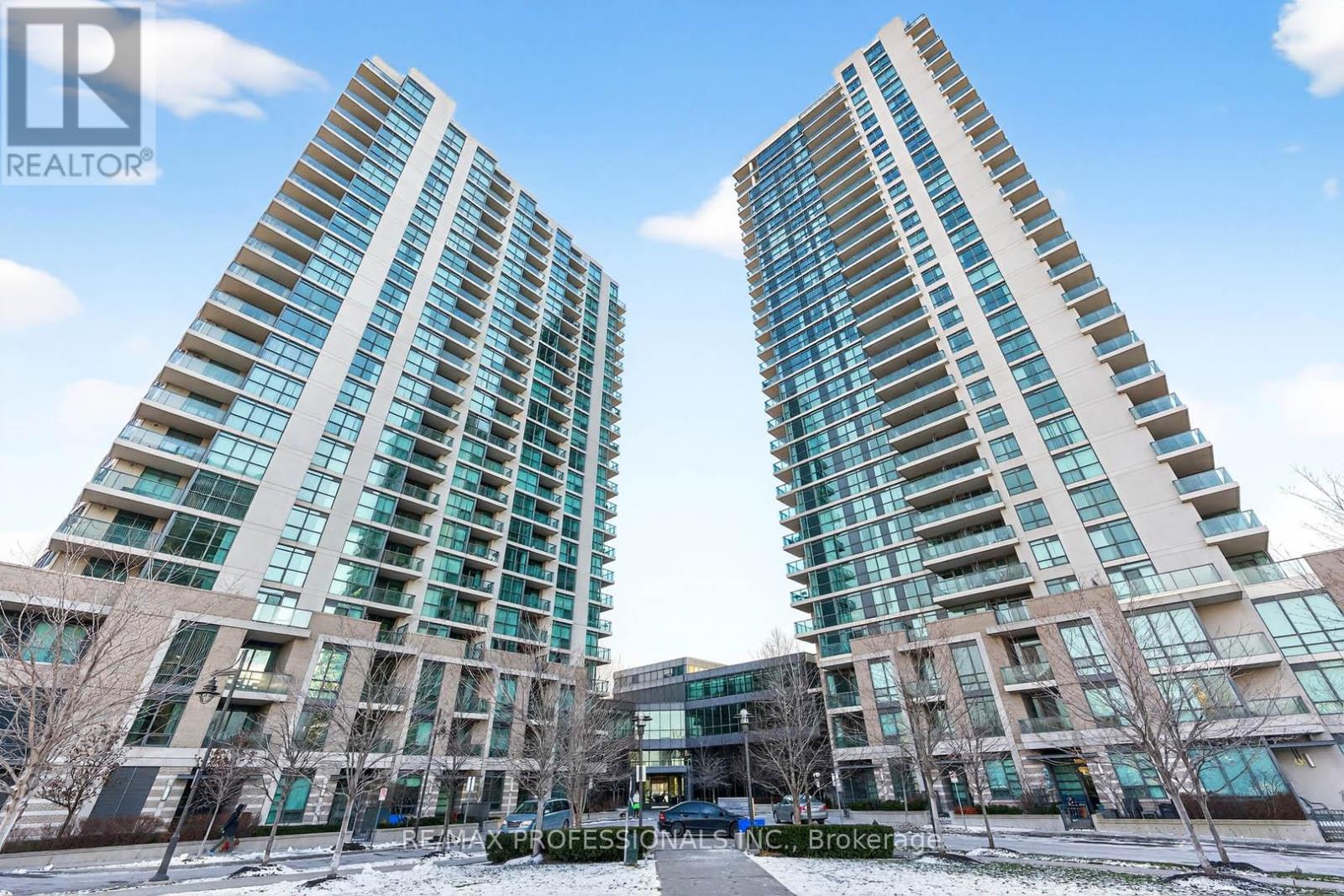 2110 - 215 Sherway Gardens Road, Toronto, Ontario  M9C 0A4 - Photo 2 - W12680388