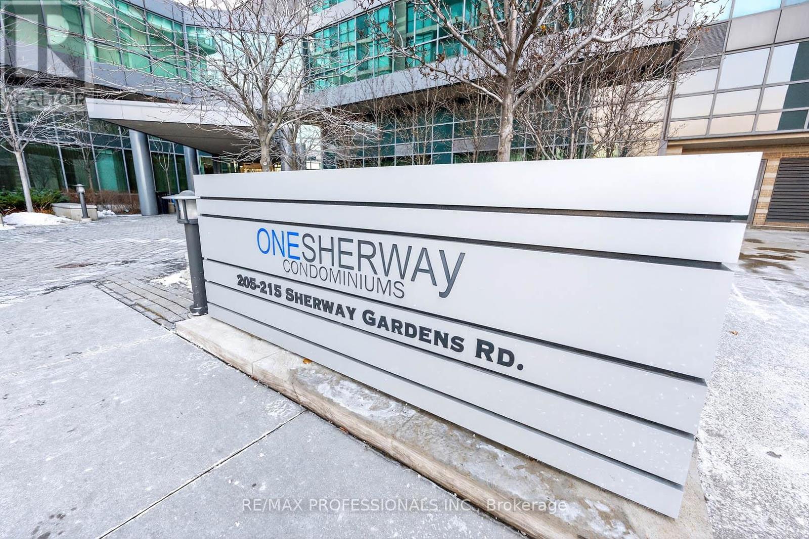 2110 - 215 Sherway Gardens Road, Toronto, Ontario  M9C 0A4 - Photo 5 - W12680388