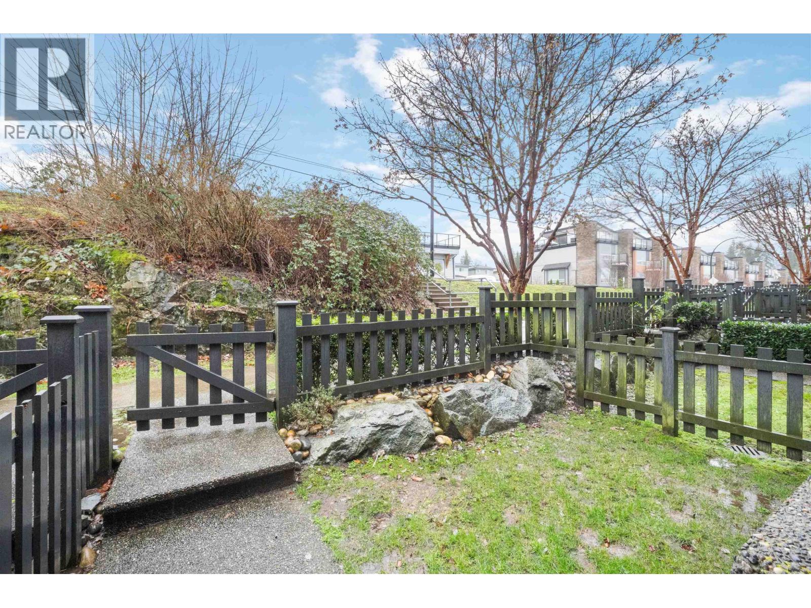 35 13819 232 Street, Maple Ridge, British Columbia V4R 0C7 - Photo 4 - R3077701