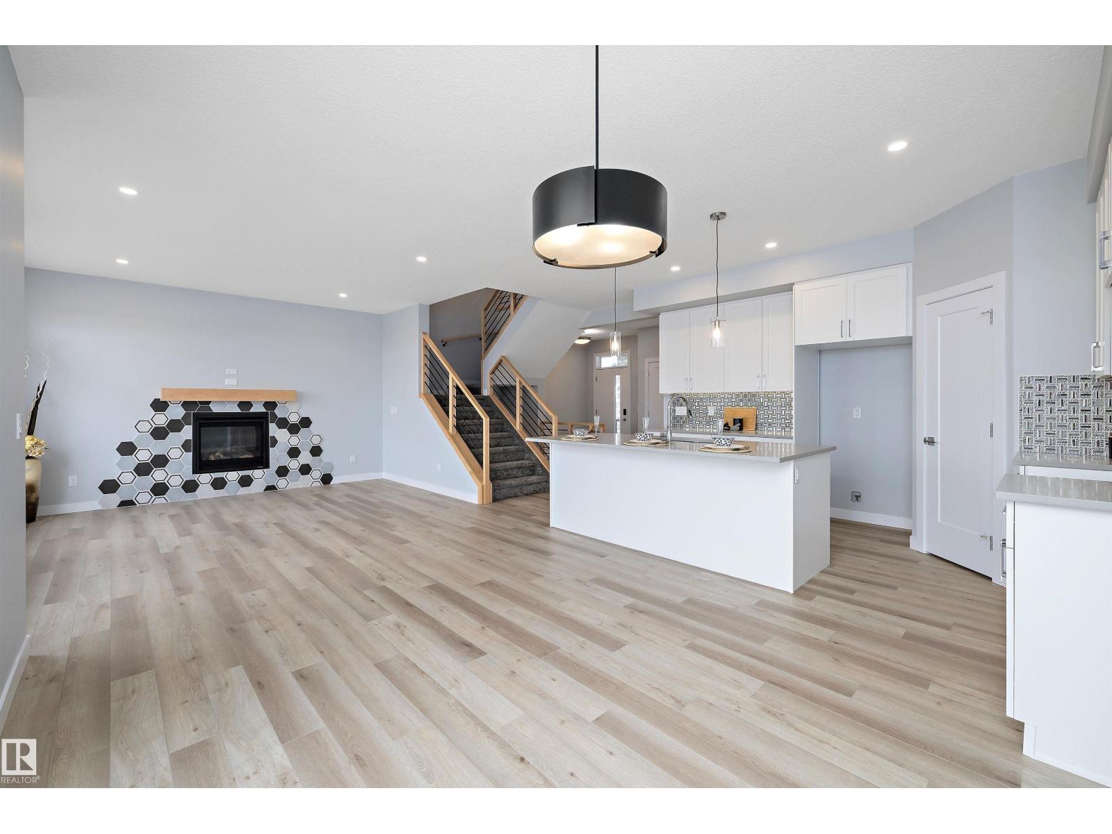 10214 92a Av, Morinville, Alberta  T8R 2R4 - Photo 14 - E4458800