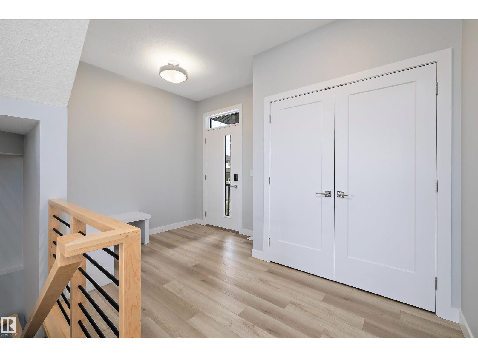 10214 92a Av, Morinville, Alberta  T8R 2R4 - Photo 3 - E4458800