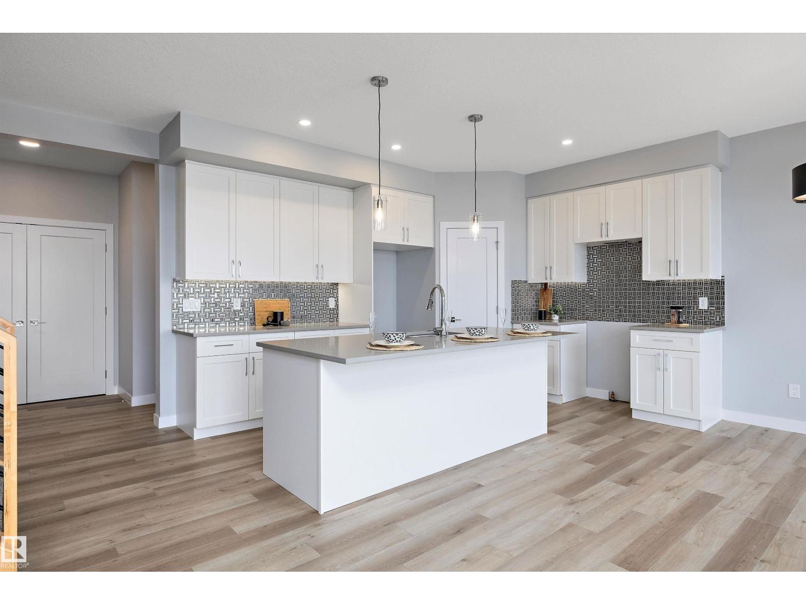 10214 92a Av, Morinville, Alberta  T8R 2R4 - Photo 15 - E4458800