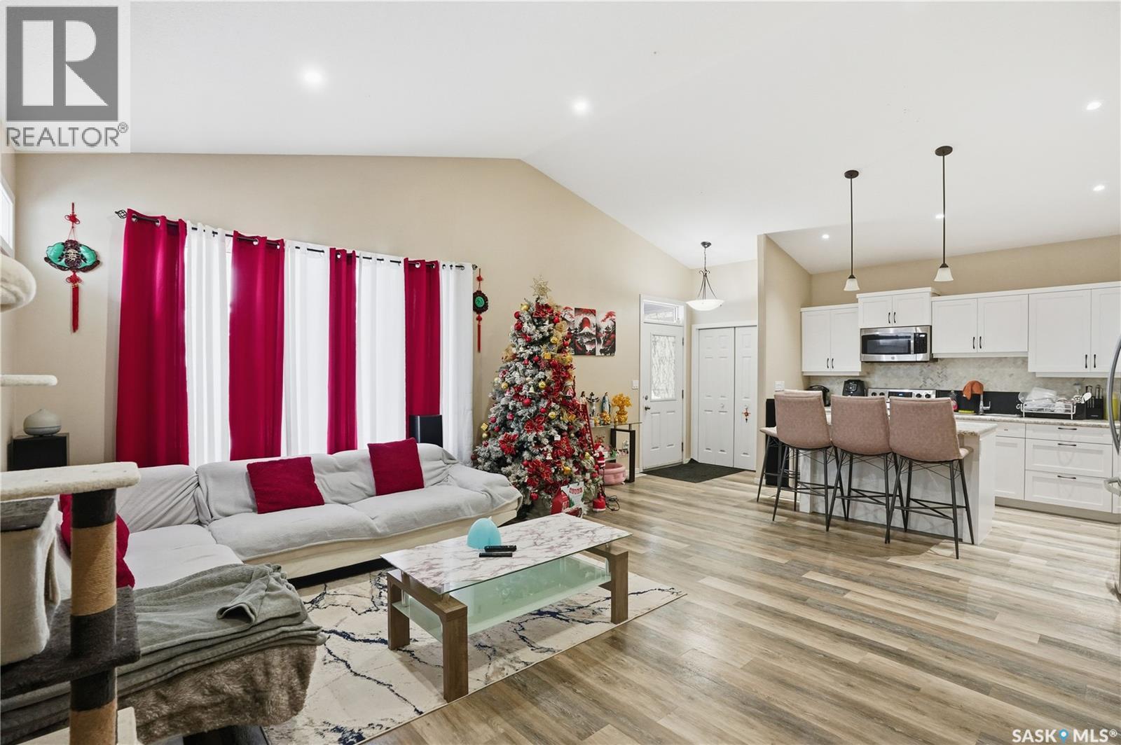 1136 Broder Street, Regina, Saskatchewan  S4N 3P9 - Photo 4 - SK026497