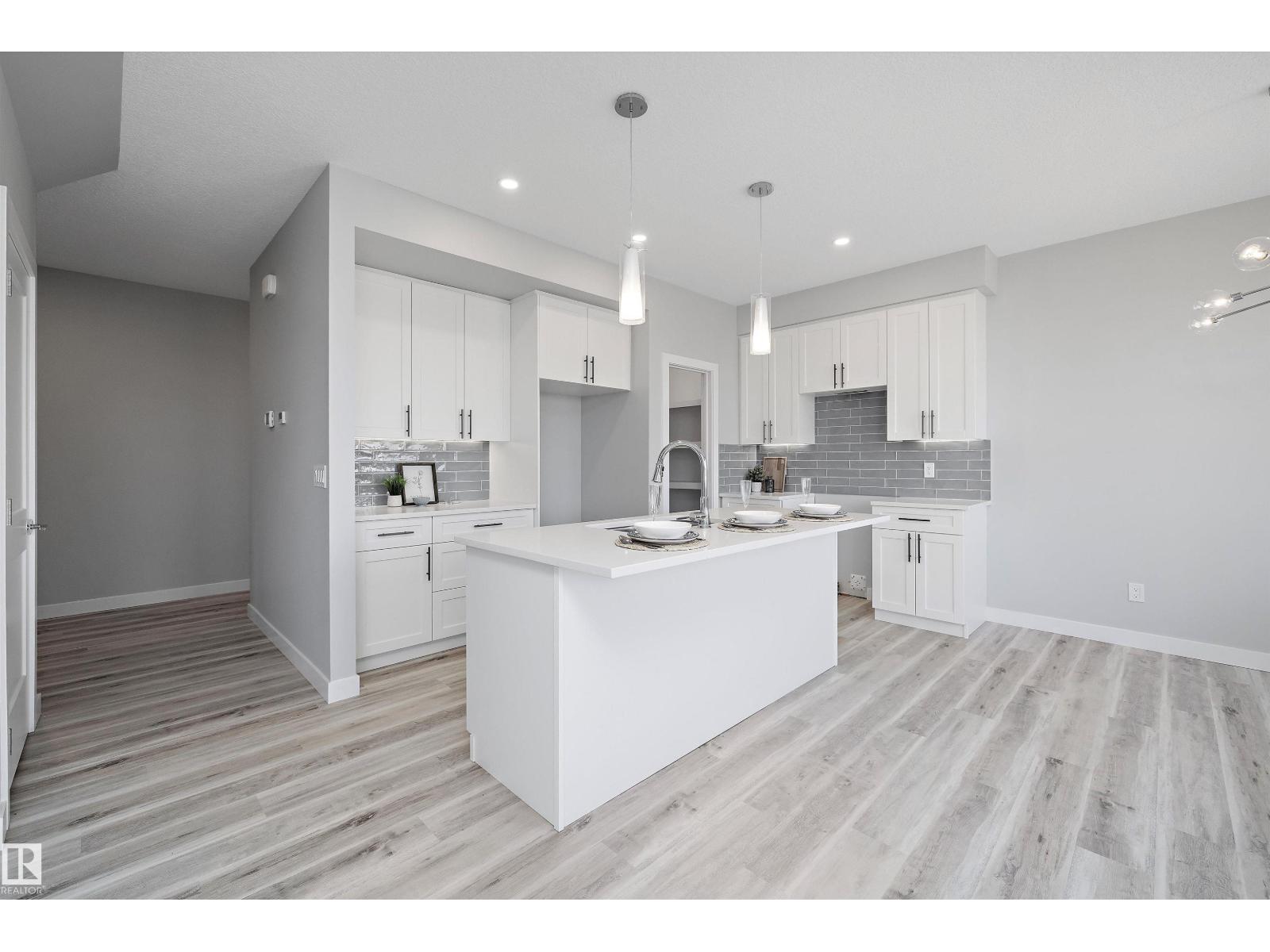 10238 92a Av, Morinville, Alberta  T8R 2R4 - Photo 12 - E4458797