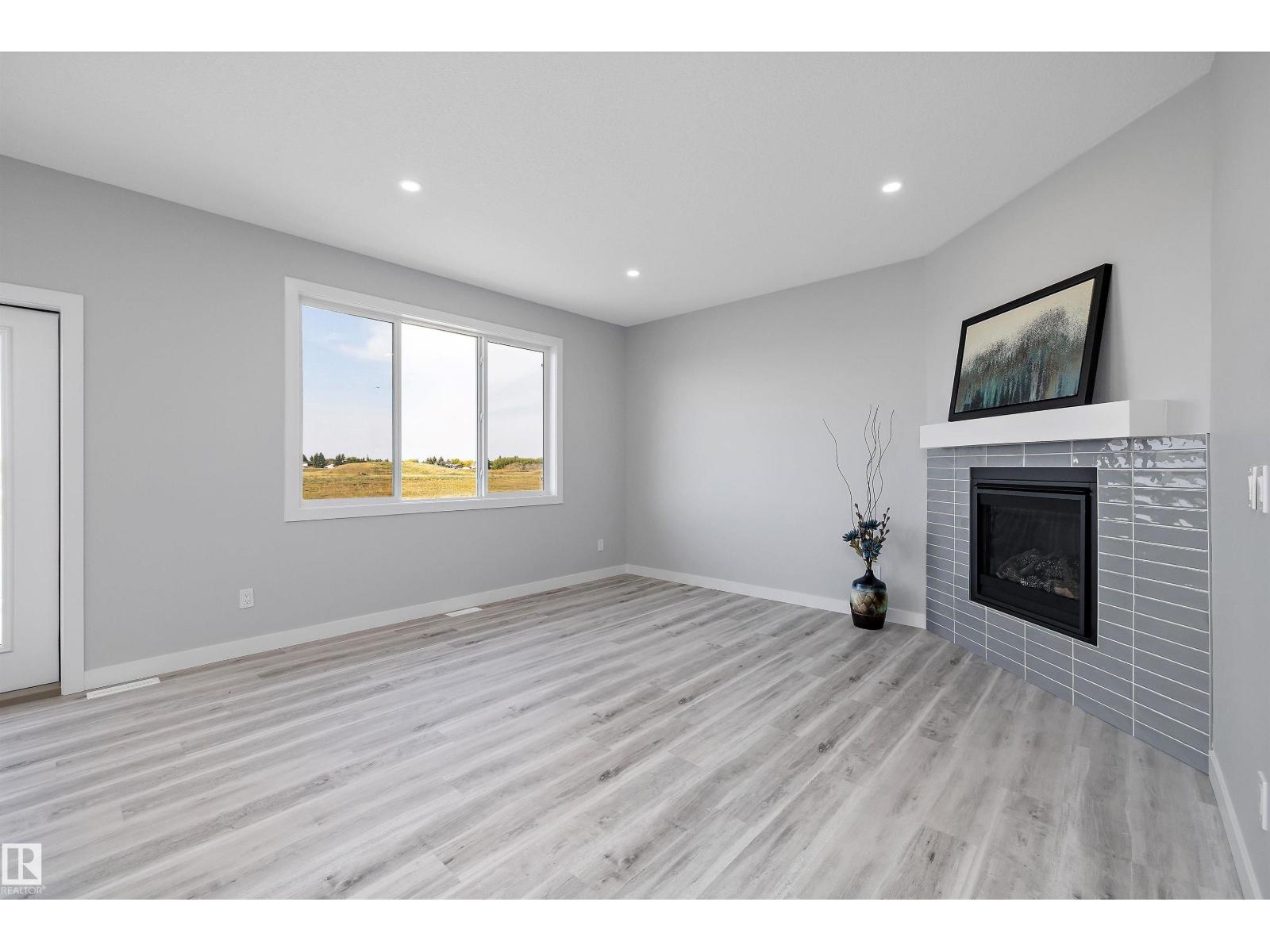 10238 92a Av, Morinville, Alberta  T8R 2R4 - Photo 7 - E4458797