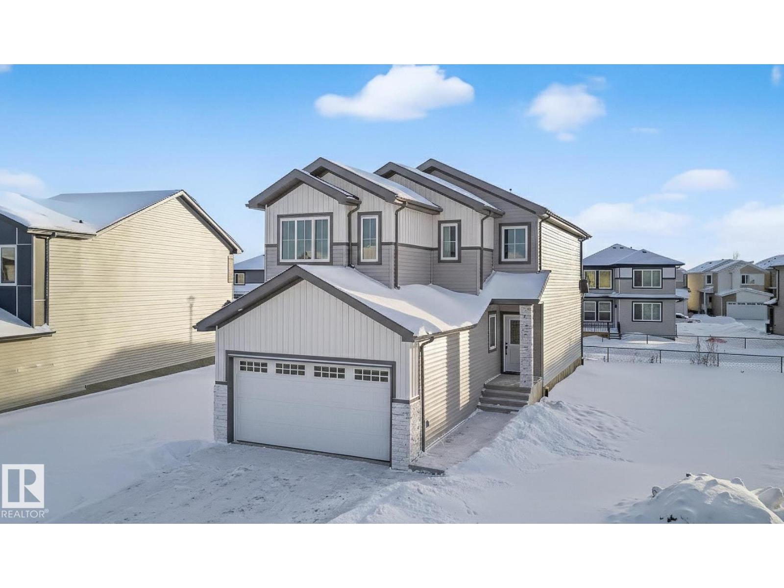 8815 182 AV NW, Edmonton, Alberta