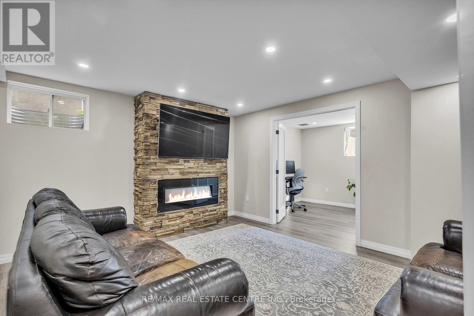 237 Goodwin Drive, Guelph, Ontario  N1L 0K1 - Photo 30 - X12680146