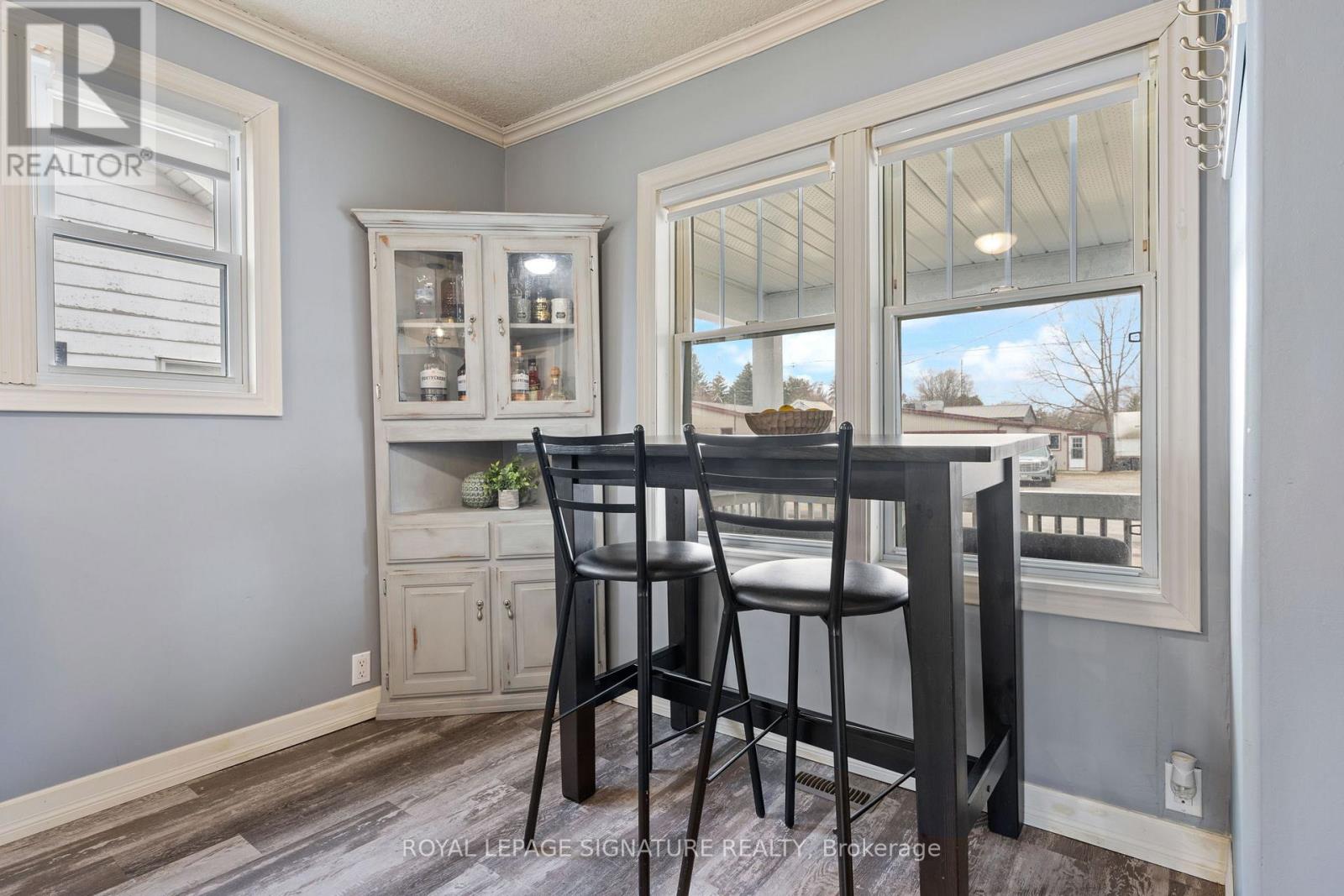 108 Nelson Street E, Norfolk, Ontario  N0A 1N0 - Photo 11 - X12680302