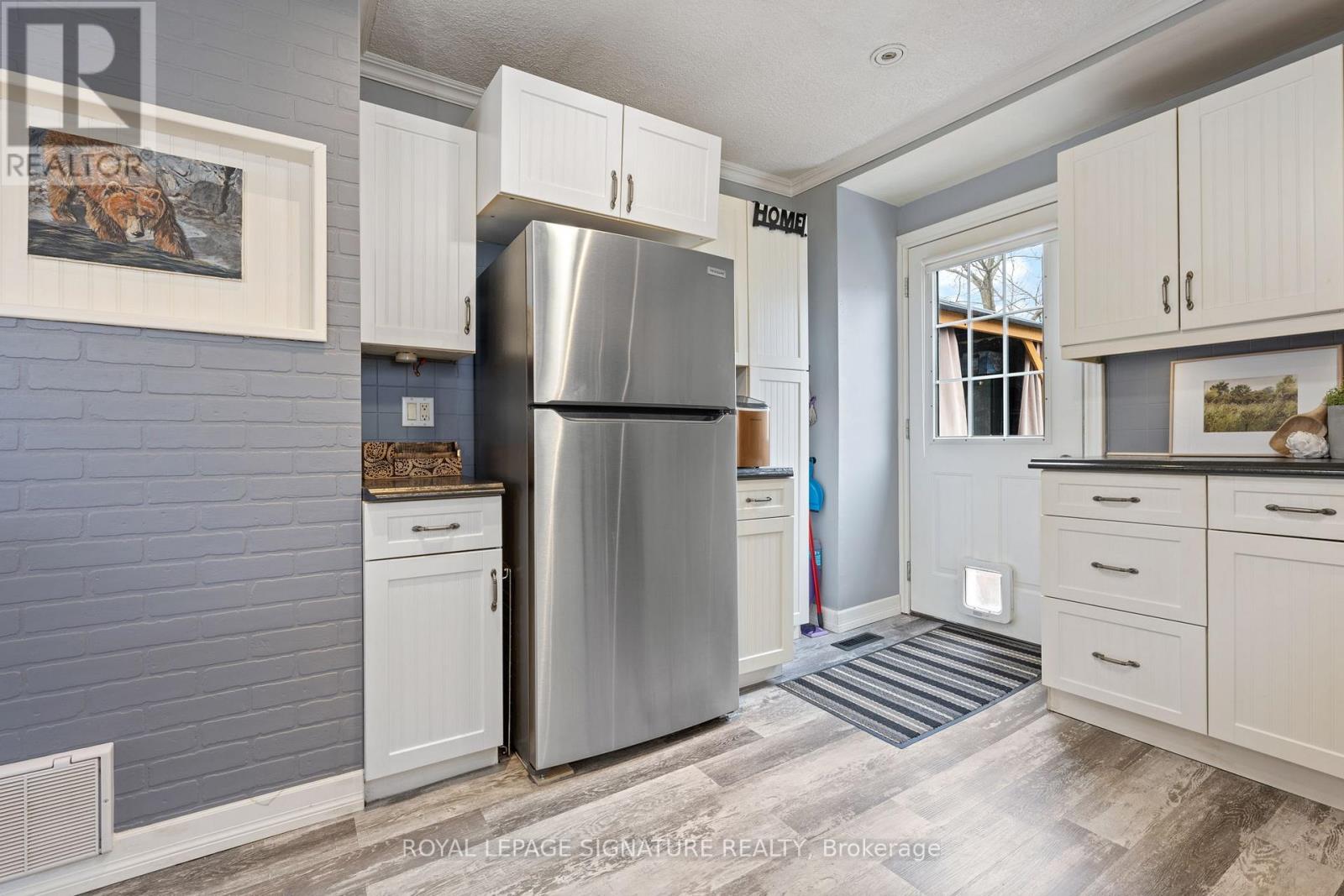 108 Nelson Street E, Norfolk, Ontario  N0A 1N0 - Photo 15 - X12680302