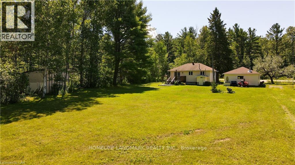 1137 118 Highway, Bracebridge, Ontario  P1L 0K3 - Photo 2 - X12680398