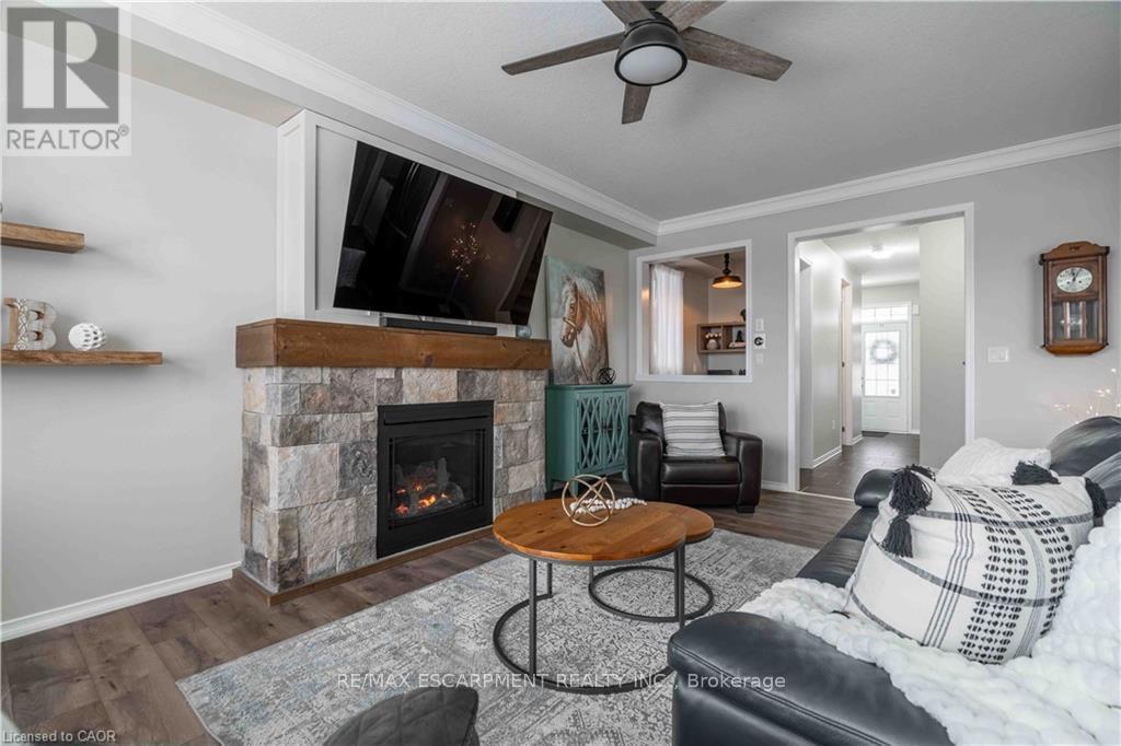 115 Larry Crescent, Haldimand, Ontario  N3W 0B2 - Photo 7 - X12680418