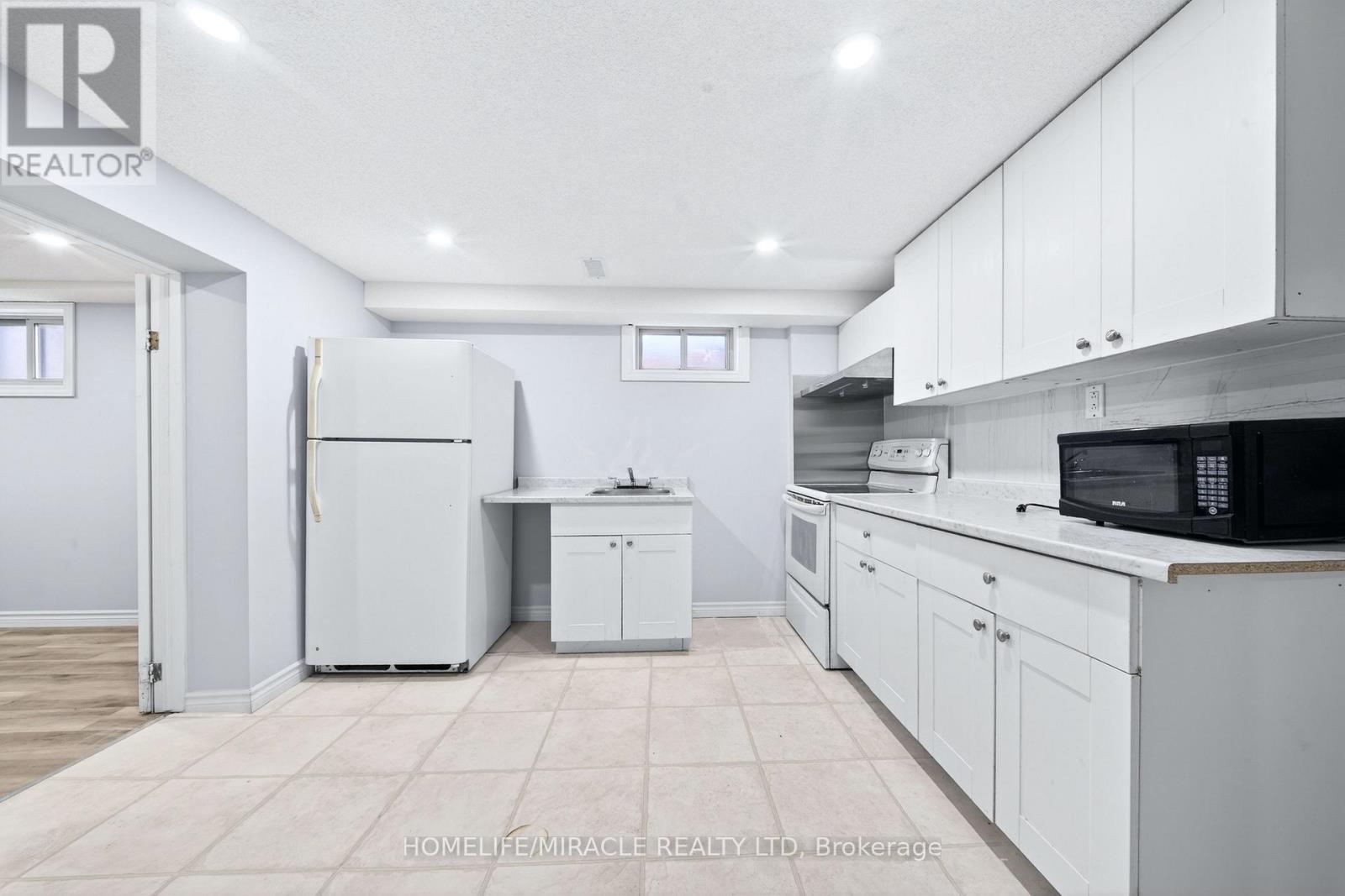 100 West 3rd Street, Hamilton, Ontario  L9C 3K5 - Photo 35 - X12680432