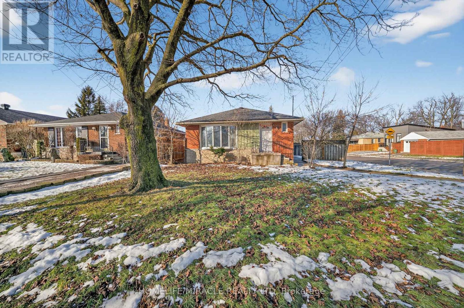 100 West 3rd Street, Hamilton, Ontario  L9C 3K5 - Photo 49 - X12680432