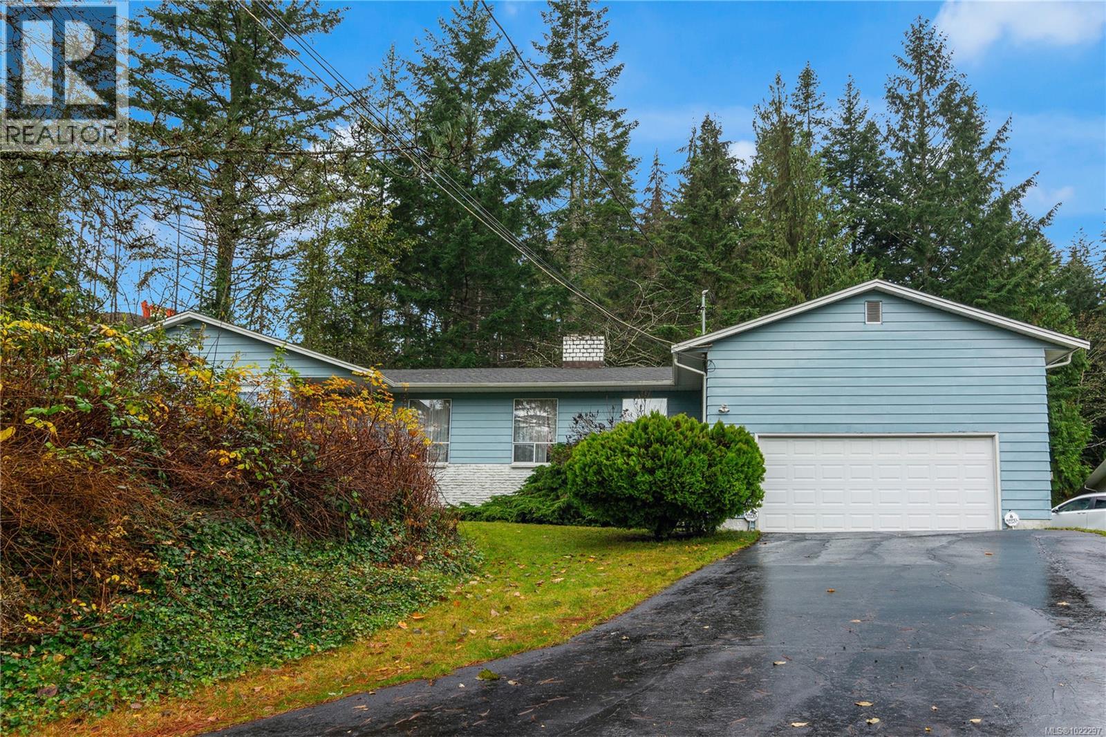 6513 Phantom Rd, Lantzville, British Columbia