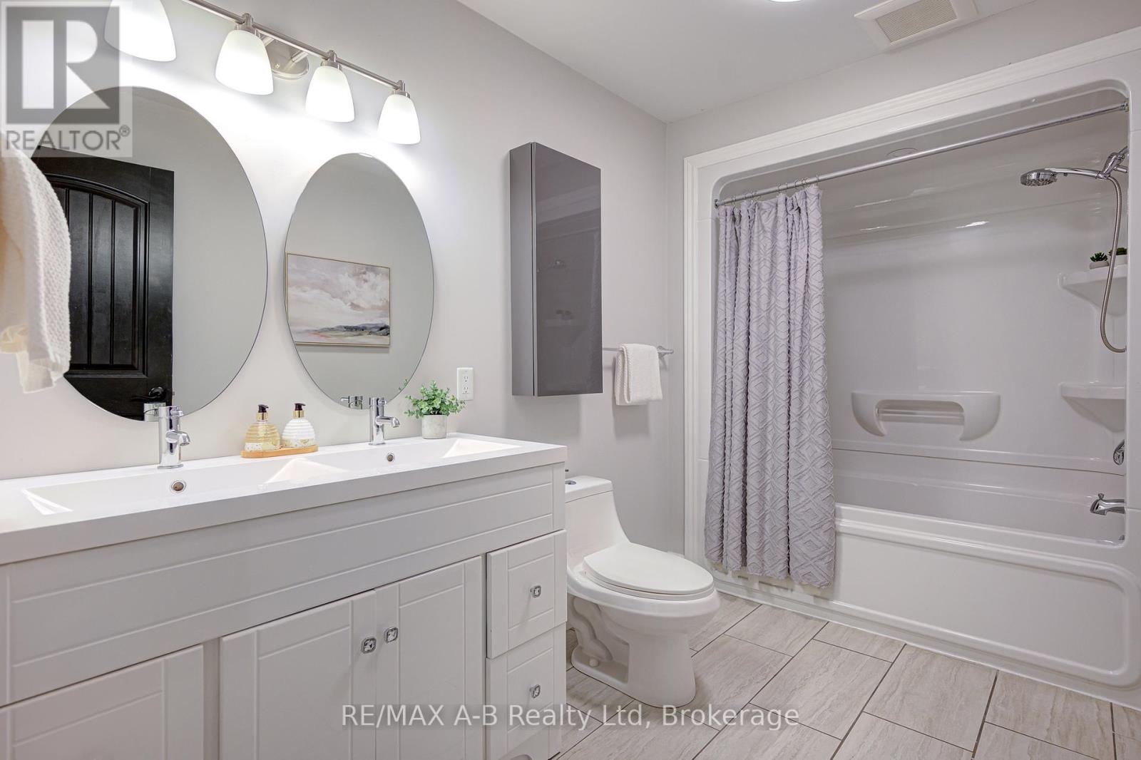 197 Trafalgar Street N, West Perth, Ontario  N0K 1N0 - Photo 27 - X12146166