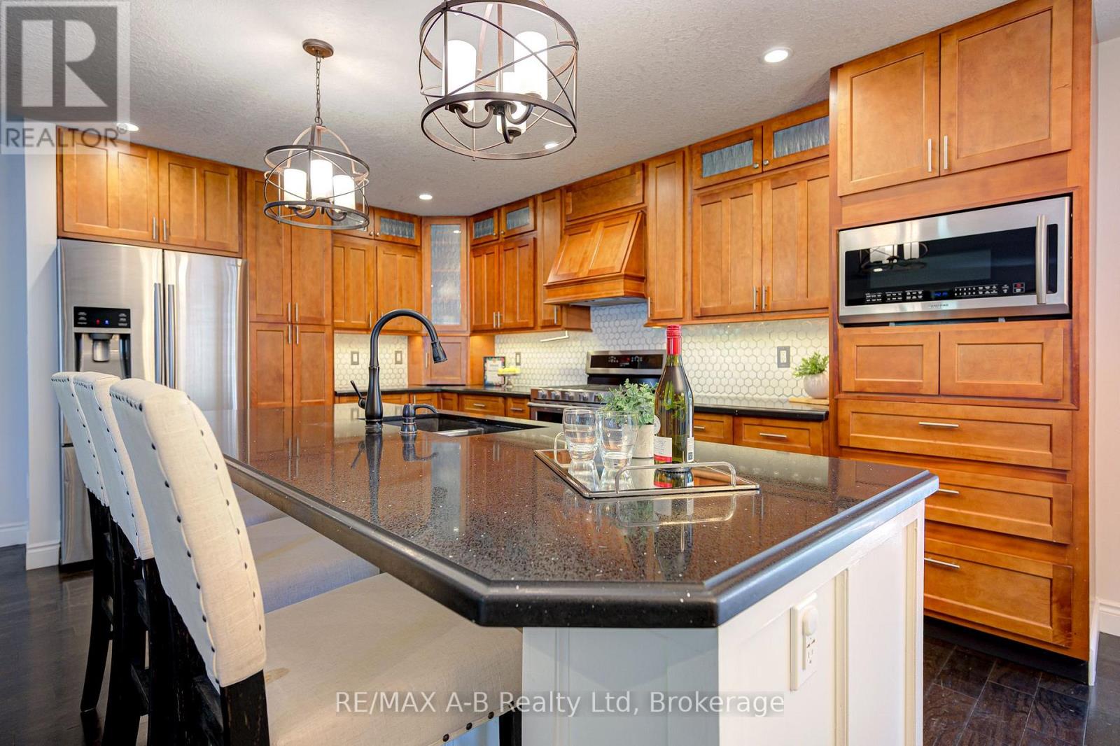 197 Trafalgar Street N, West Perth, Ontario  N0K 1N0 - Photo 20 - X12146166