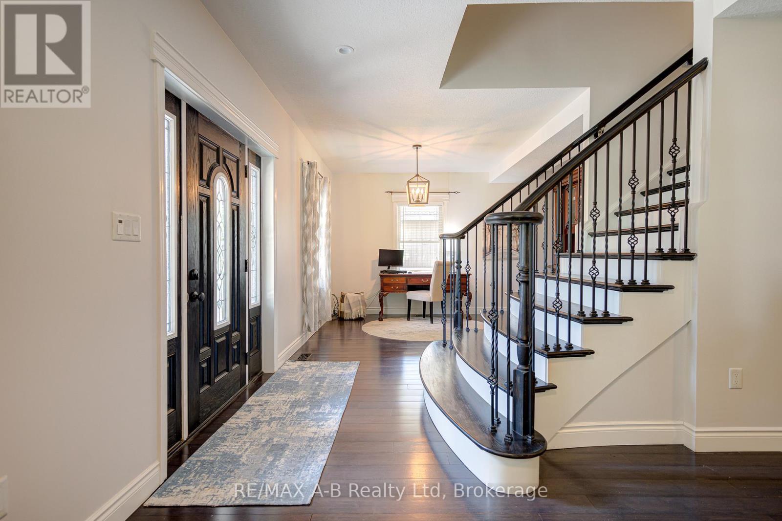 197 Trafalgar Street N, West Perth, Ontario  N0K 1N0 - Photo 6 - X12146166