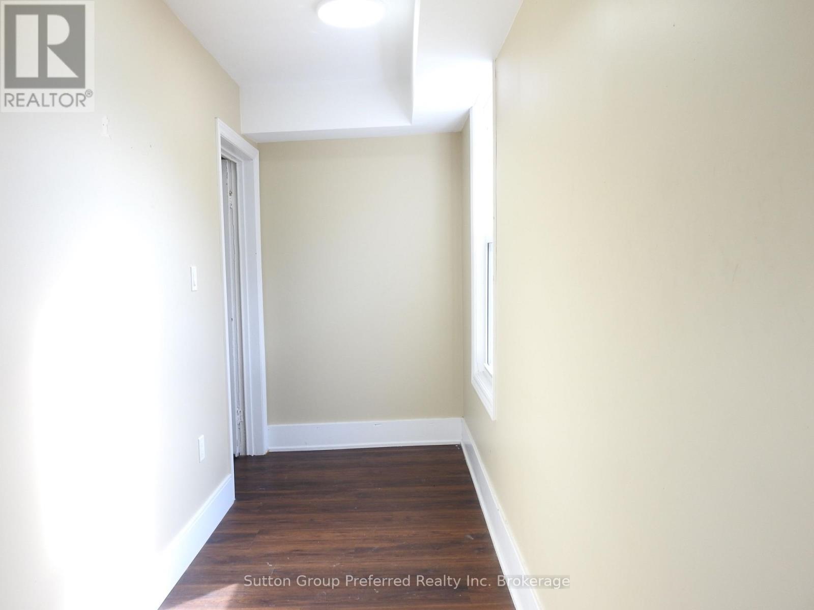 1792 Longwoods Road, Southwest Middlesex, Ontario  N0L 2N9 - Photo 16 - X12680444