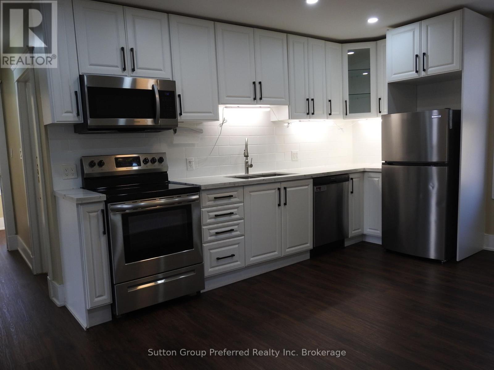 1792 Longwoods Road, Southwest Middlesex, Ontario  N0L 2N9 - Photo 20 - X12680444