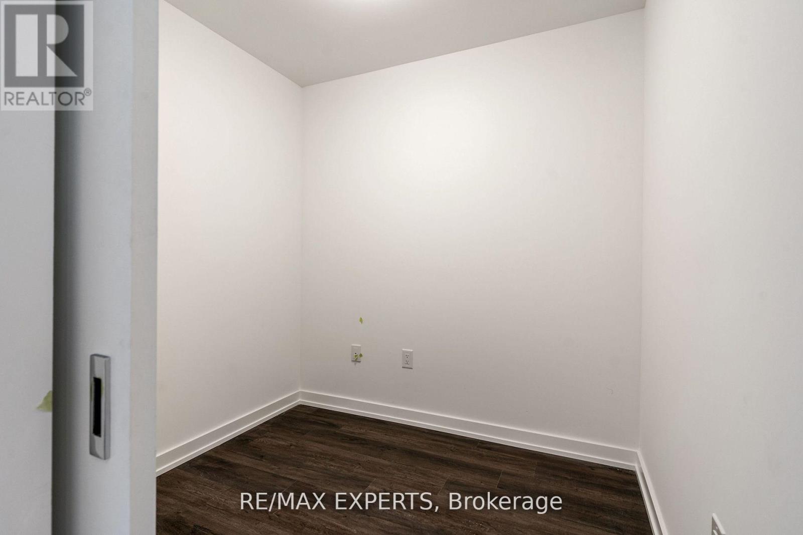 303 - 430 Essa Road, Barrie, Ontario  L9J 0M1 - Photo 10 - S12679600