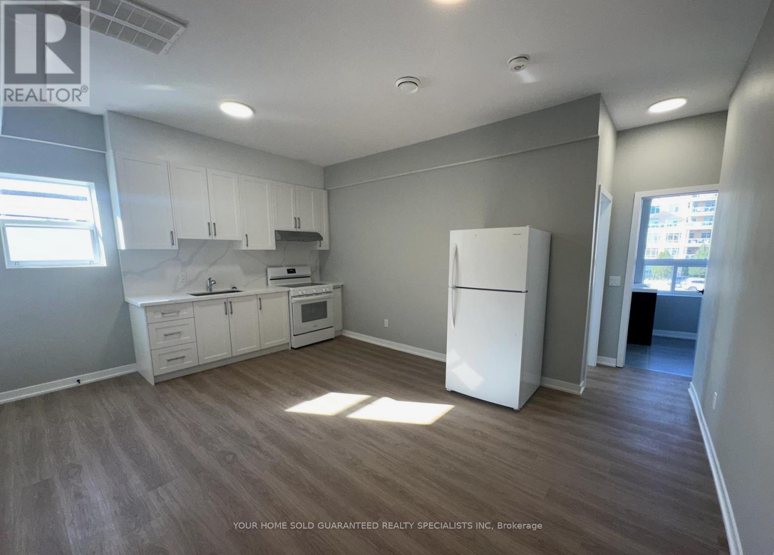 C - 9 Wellington Street E, Aurora, Ontario  L4G 1H4 - Photo 3 - N12680290