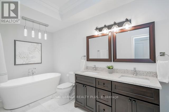 142 Rebecca Street, Oakville, Ontario  L6K 1J5 - Photo 17 - W12679706